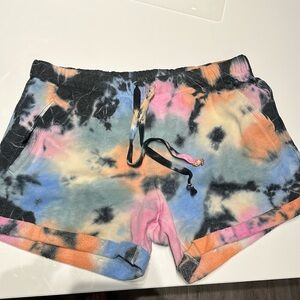 NWT - VS PINK - Tie-Dye Boyfriend Short - Size L